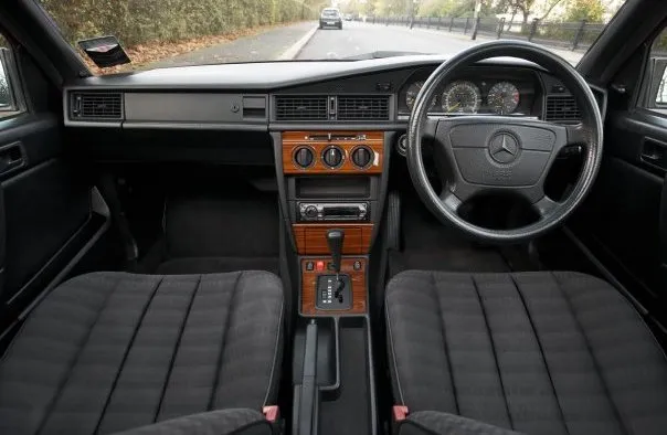 Mercedes,W201,190E,Tableau de bord