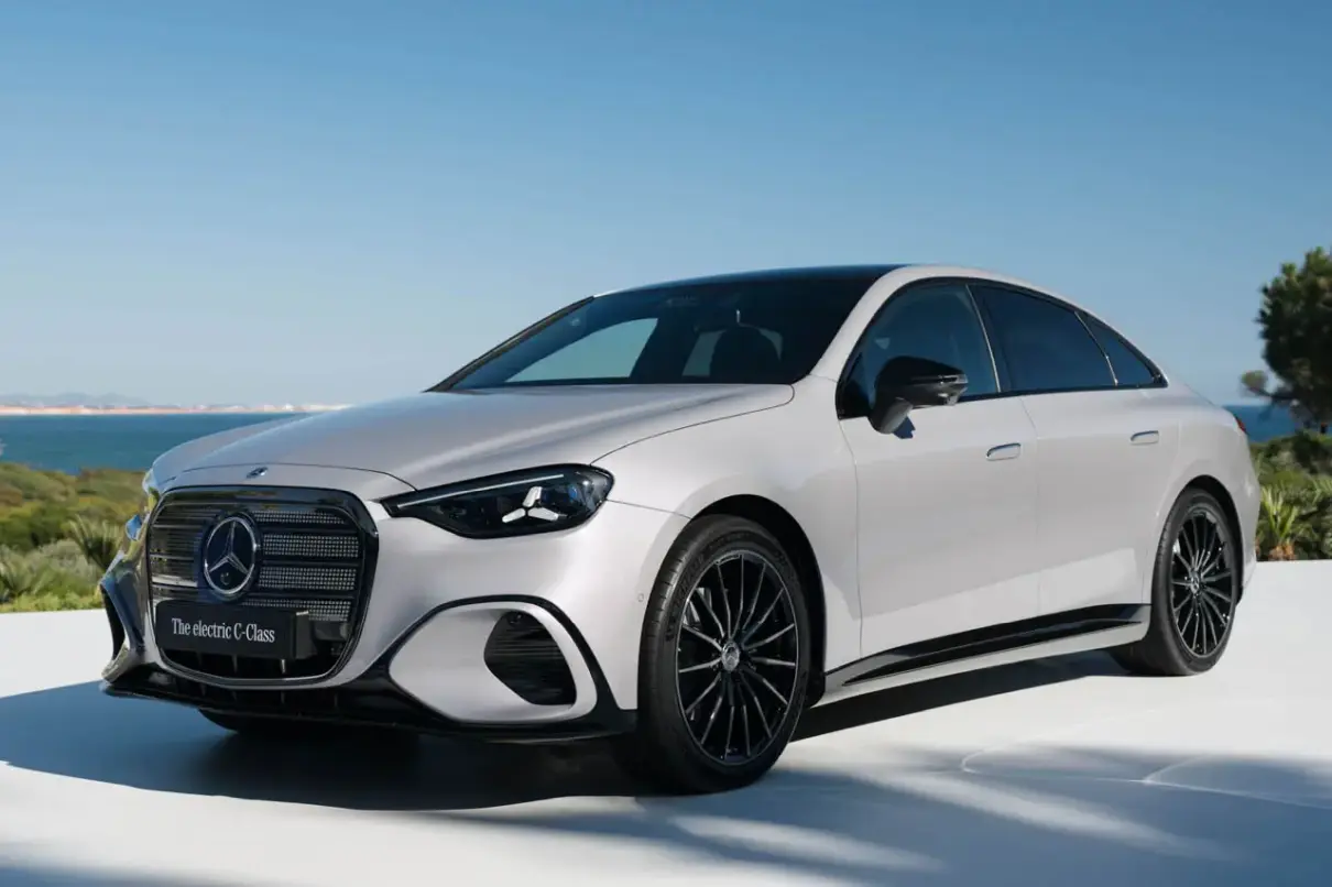 Mercedes・w520・Cクラス Electric・フロント