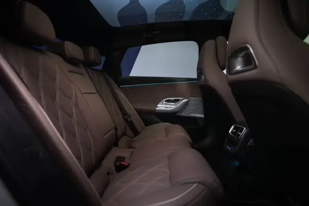 Mercedes・w520・Cクラス Electric・内装