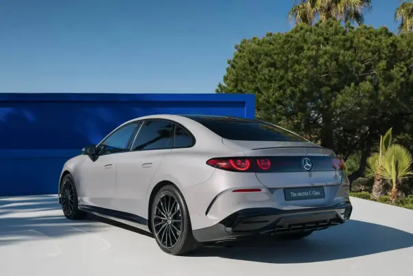 Mercedes・w520・Cクラス Electric・リア