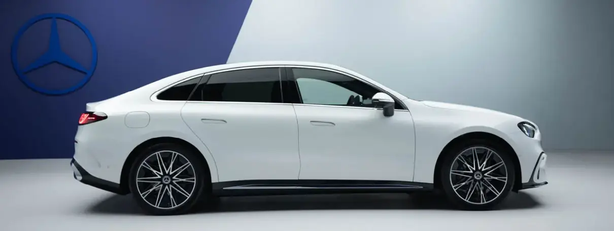 Mercedes・w520・Cクラス Electric・サイド