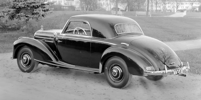 Mercedes,W187Coupe,rear