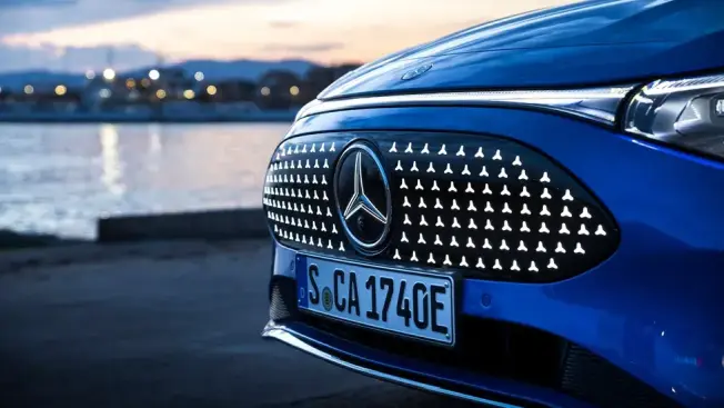 Mercedes・X174・CLA・Front view