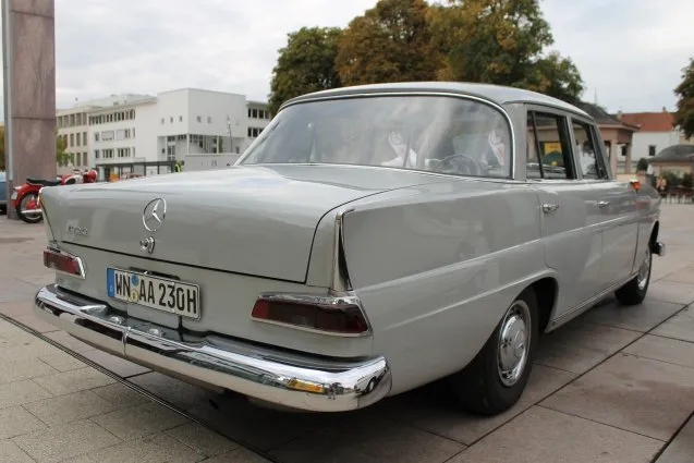 Mercedes,W110,rear