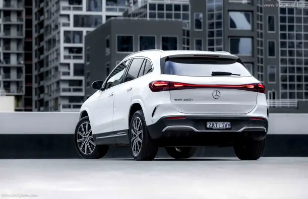 Mercedes・h243・GLA・Rückansicht