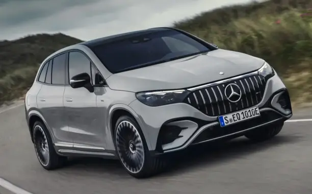 メルセデス・X294・EQE SUV・AMG・フロント
