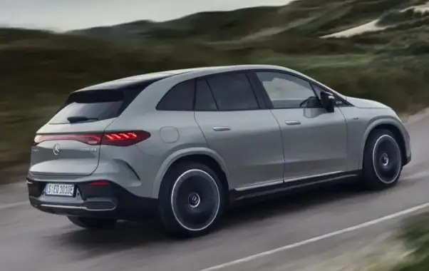 メルセデス・X294・EQE SUV・AMG・リヤ
