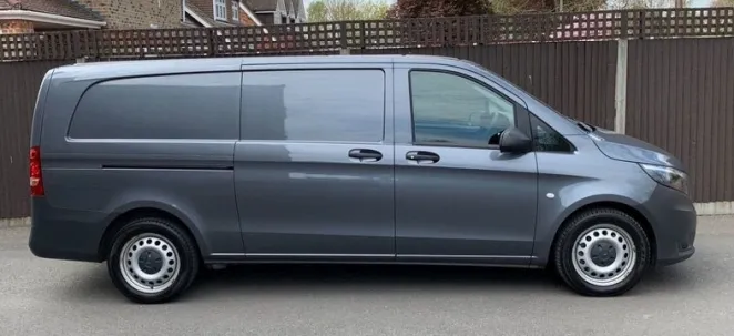 Mercedes・V447・Vito・Extralang・Seitenansicht