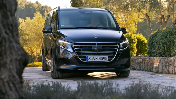 Mercedes・V447・V-klasse・Lang・Exclusive・Frontansicht