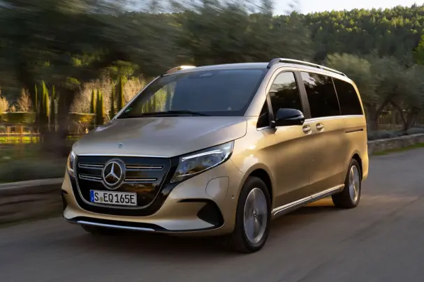 Mercedes・V447・EQV・Lang・Frontansicht
