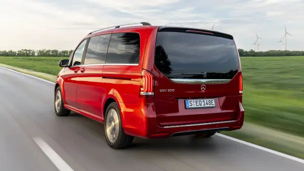 Mercedes・V447・EQV・Lang・Rückansicht