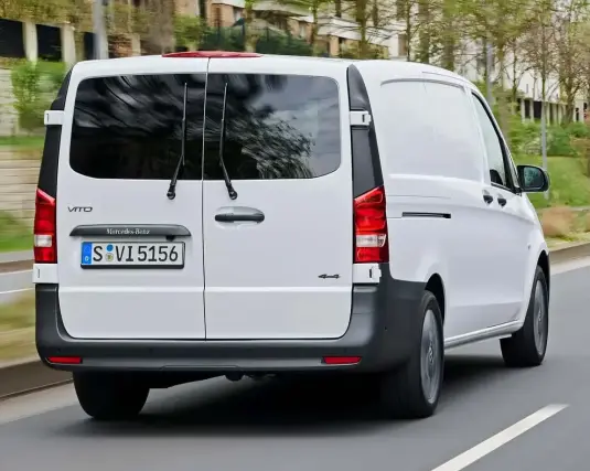 Mercedes・V447・Vito・Rückansicht